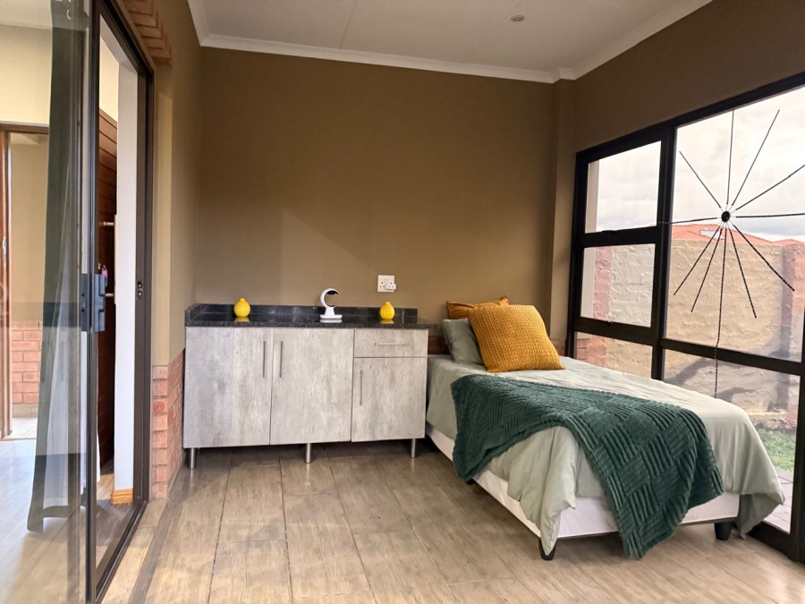 3 Bedroom Property for Sale in Waterkloof East North West